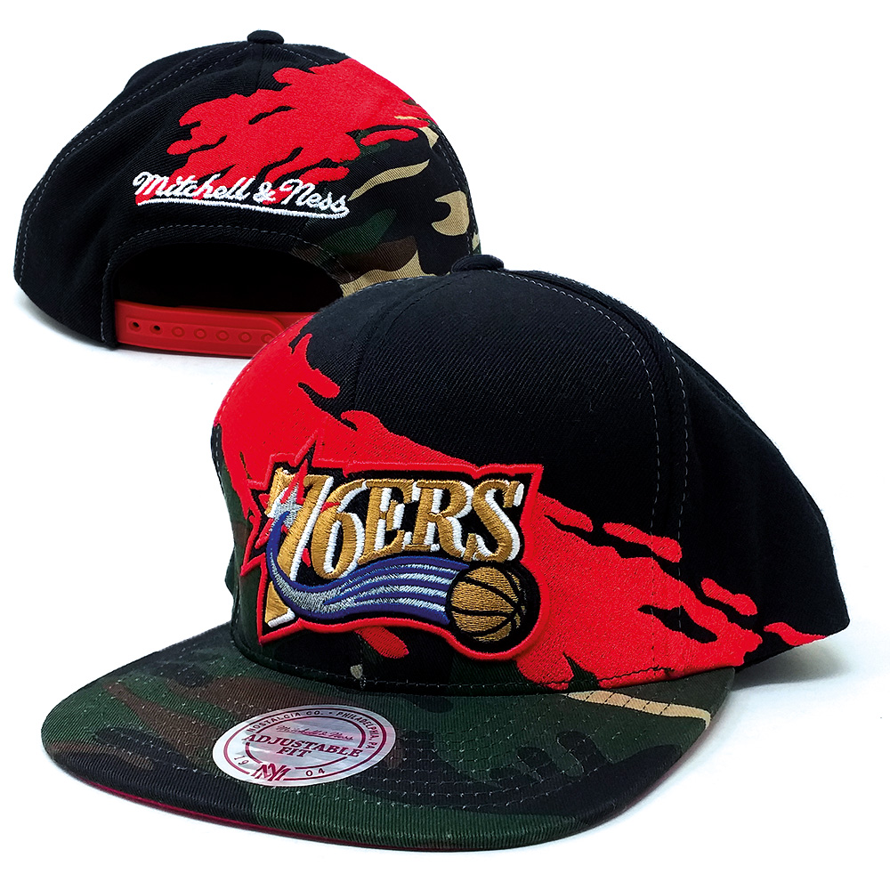 Mitchell & Ness - Sixers Snapback Cap -rot-camo
