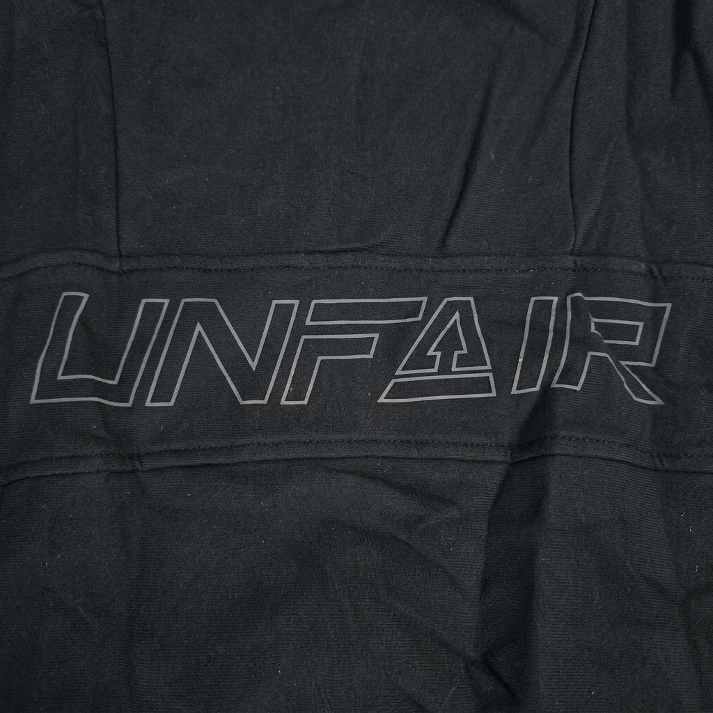 Unfair Athletics Reflektive Cotton Zipper — schwarz – Bild 3