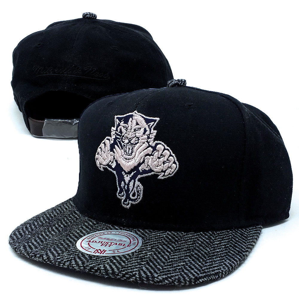 Mitchell - Ness - Panthers Snapback Cap - black