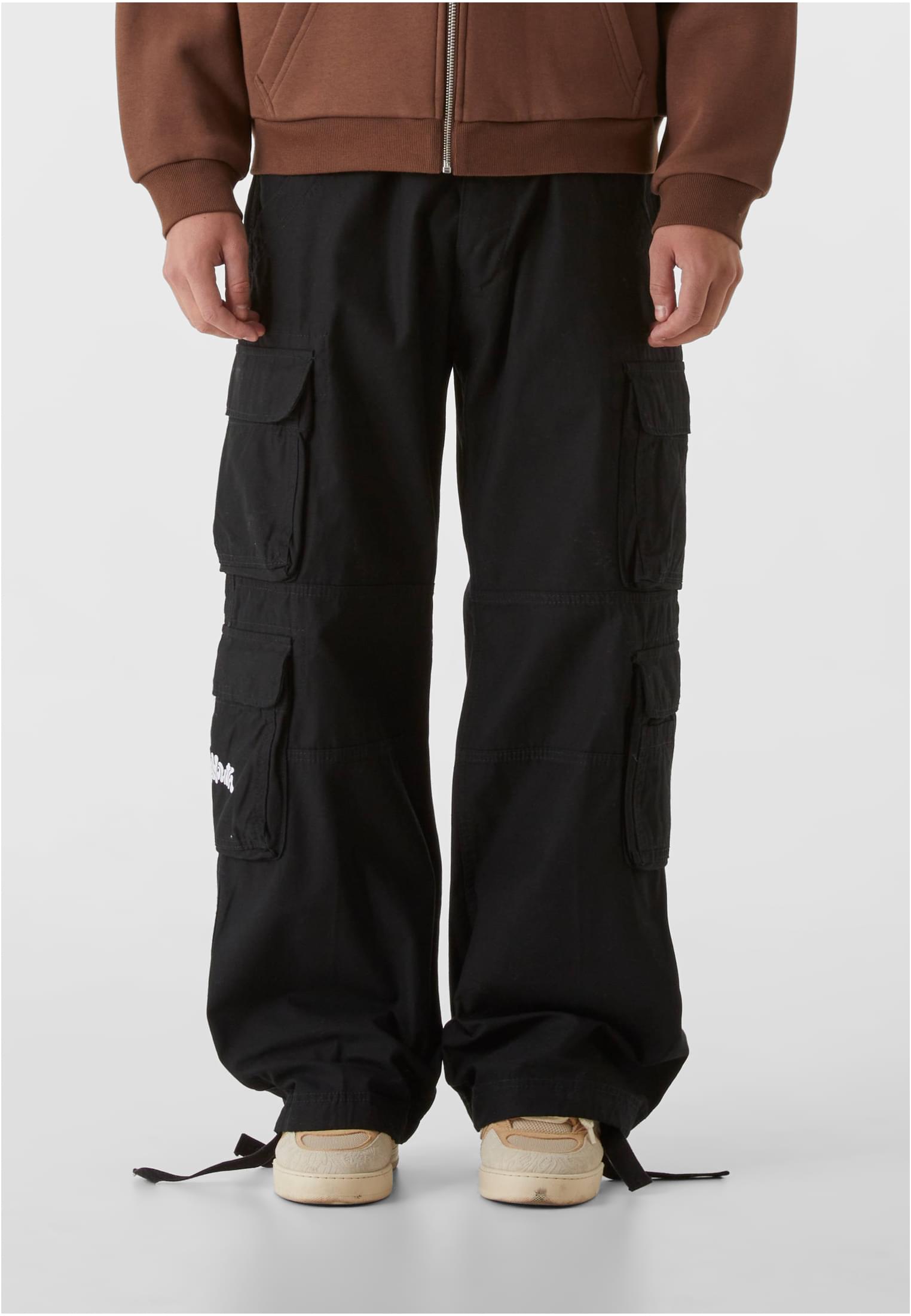 Lost Youth Cargo Pants Pocket Logo black